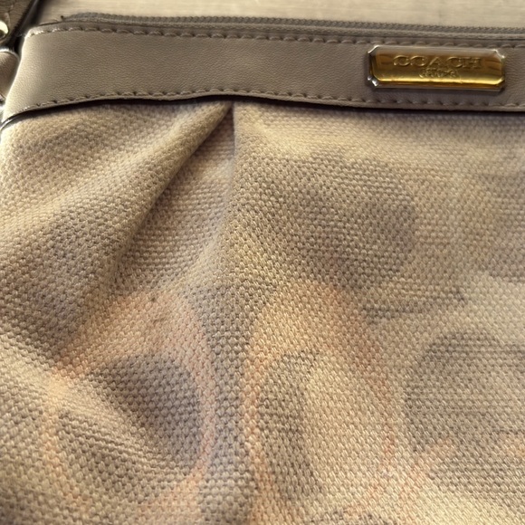 SOLD❣️❣️Vintage Y2K Coach Canvas Monogrammed Wristlet/Wallet💕 - Picture 4 of 11